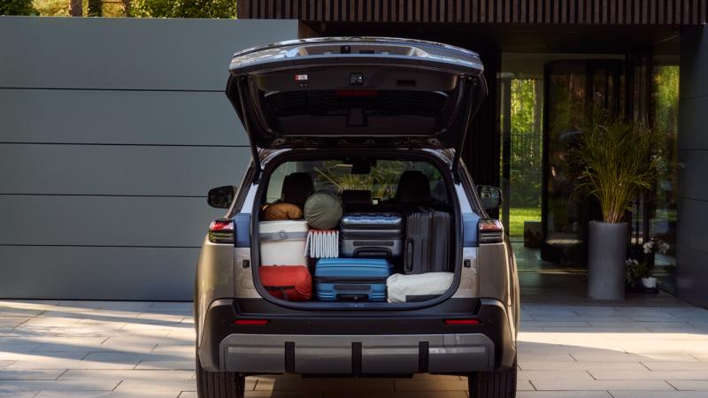 bZ4X Touring - 12